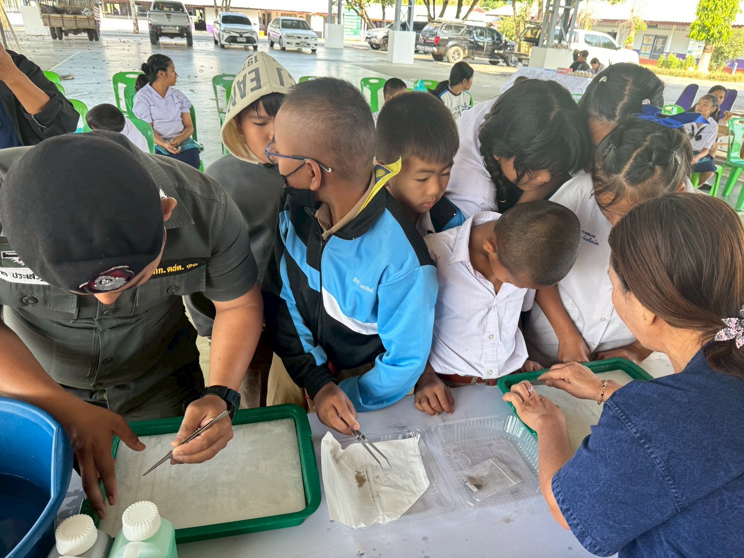 title - ส.ป.ก.จันทบุรี ดำเนินการฝึกอบรม โครงการเพิ่มศักยภาพระบบงานเกษตรภายใต้แผนพัฒนาเด็กและเยาวชนในถิ่นทุรกันดาร ตามพระราชดำริ สมเด็จพระเทพรัตนราชสุดาฯ สยามบรมราชกุมารี ประจำปีงบประมาณ พ.ศ. 2569 